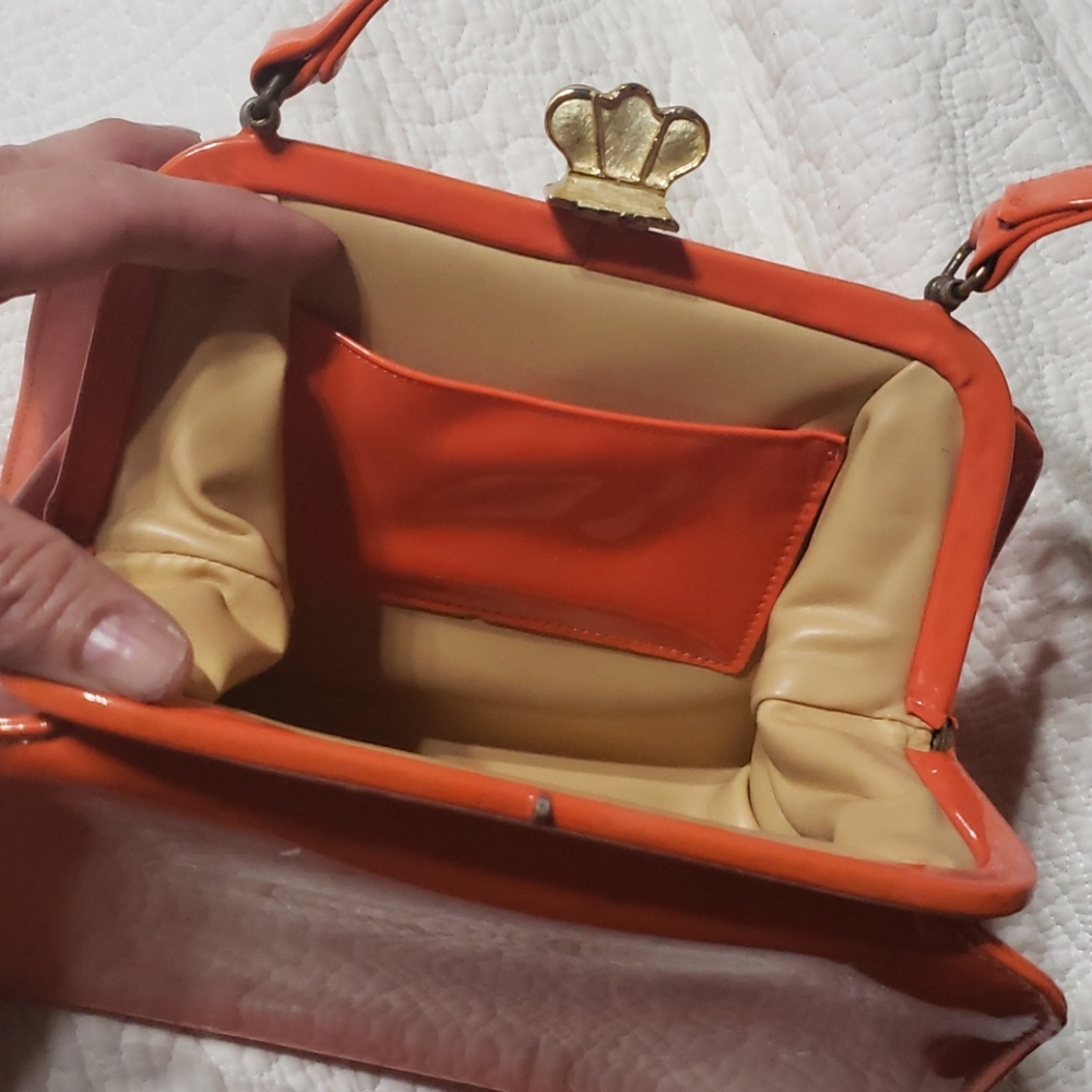 Elegant Orange Clutch with Gold Accents - Picture 4 of 7